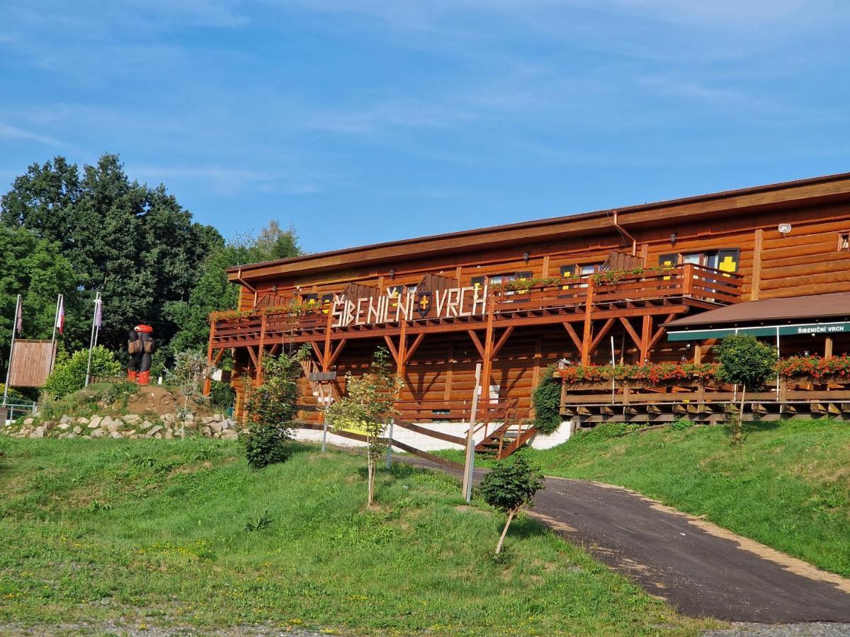 Sport-Hotel Sibenicni Vrch Mnichovice Extérieur photo