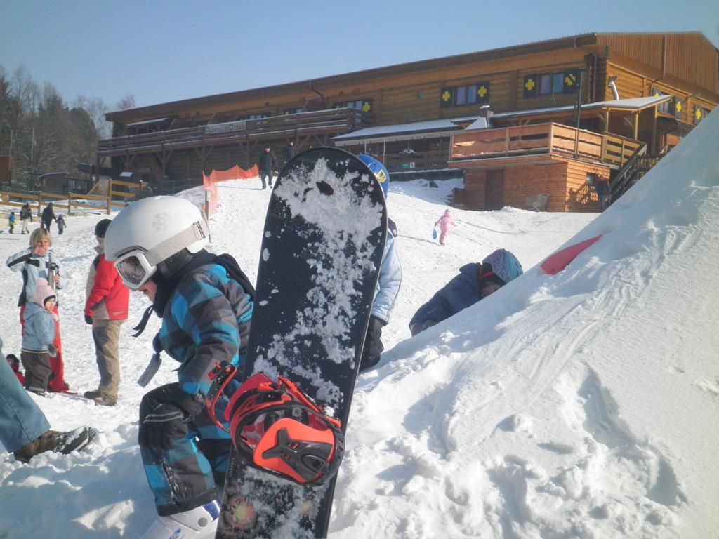 Sport-Hotel Sibenicni Vrch Mnichovice Extérieur photo