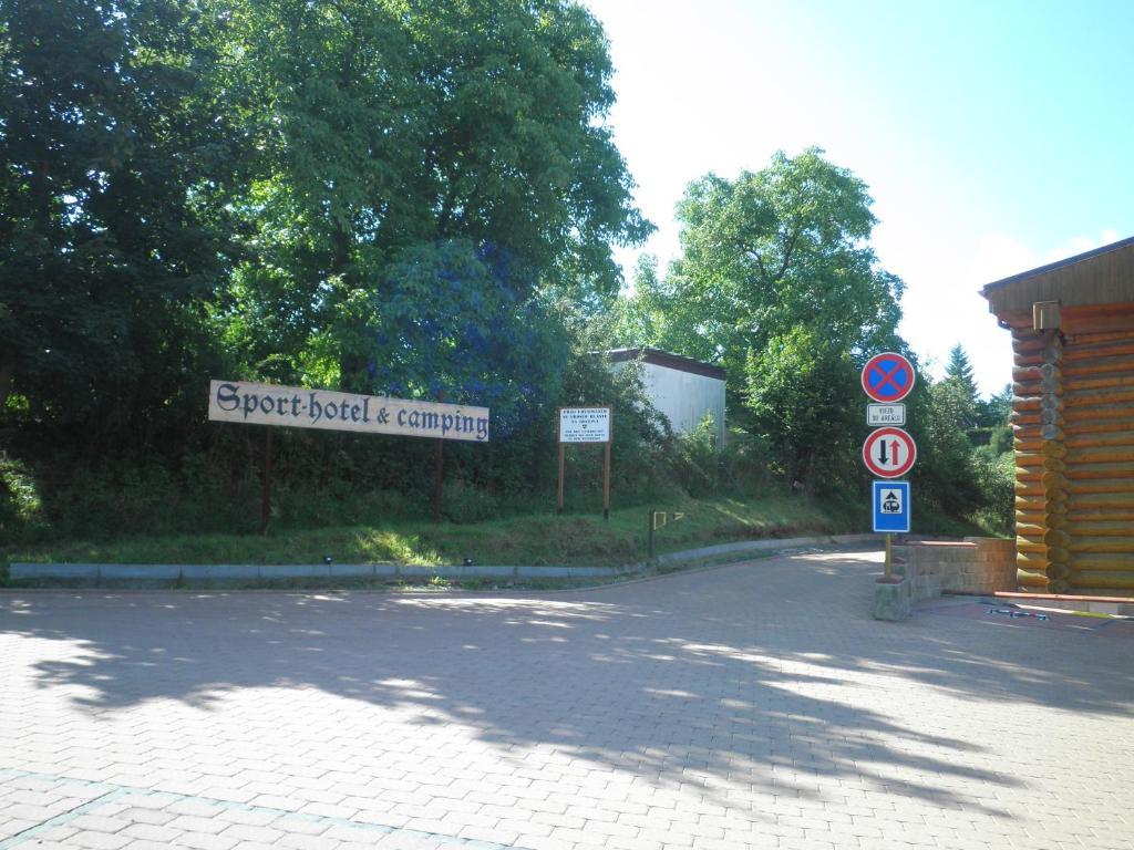 Sport-Hotel Sibenicni Vrch Mnichovice Extérieur photo