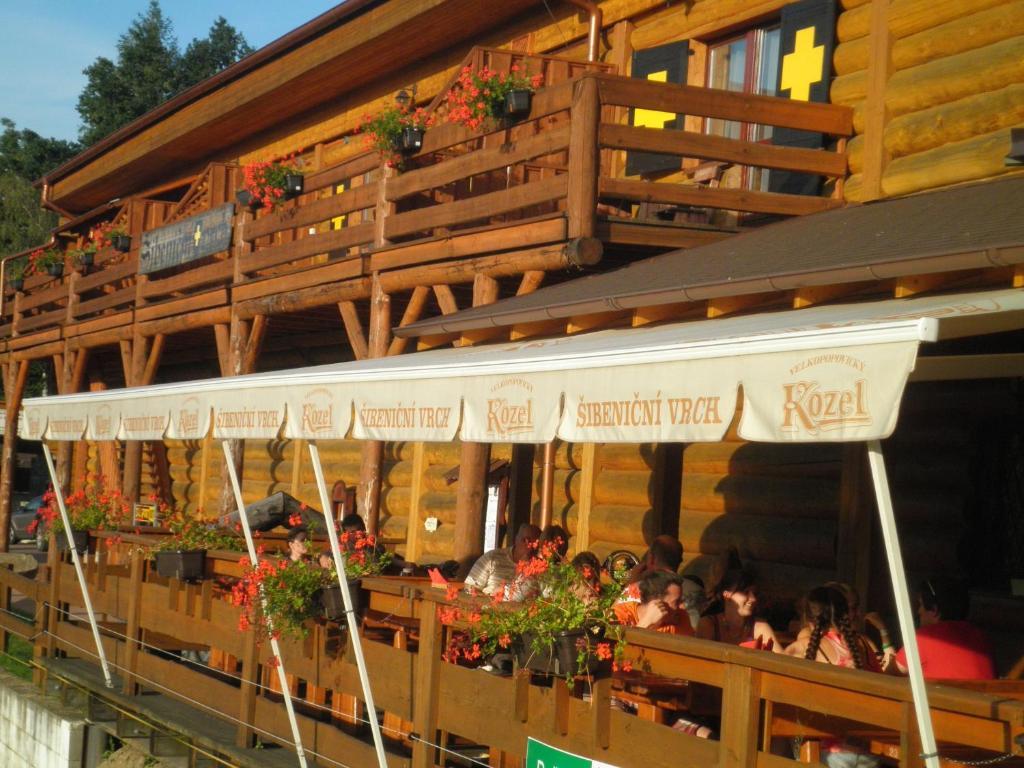 Sport-Hotel Sibenicni Vrch Mnichovice Extérieur photo