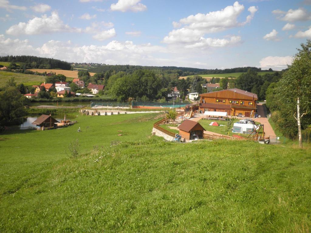 Sport-Hotel Sibenicni Vrch Mnichovice Extérieur photo