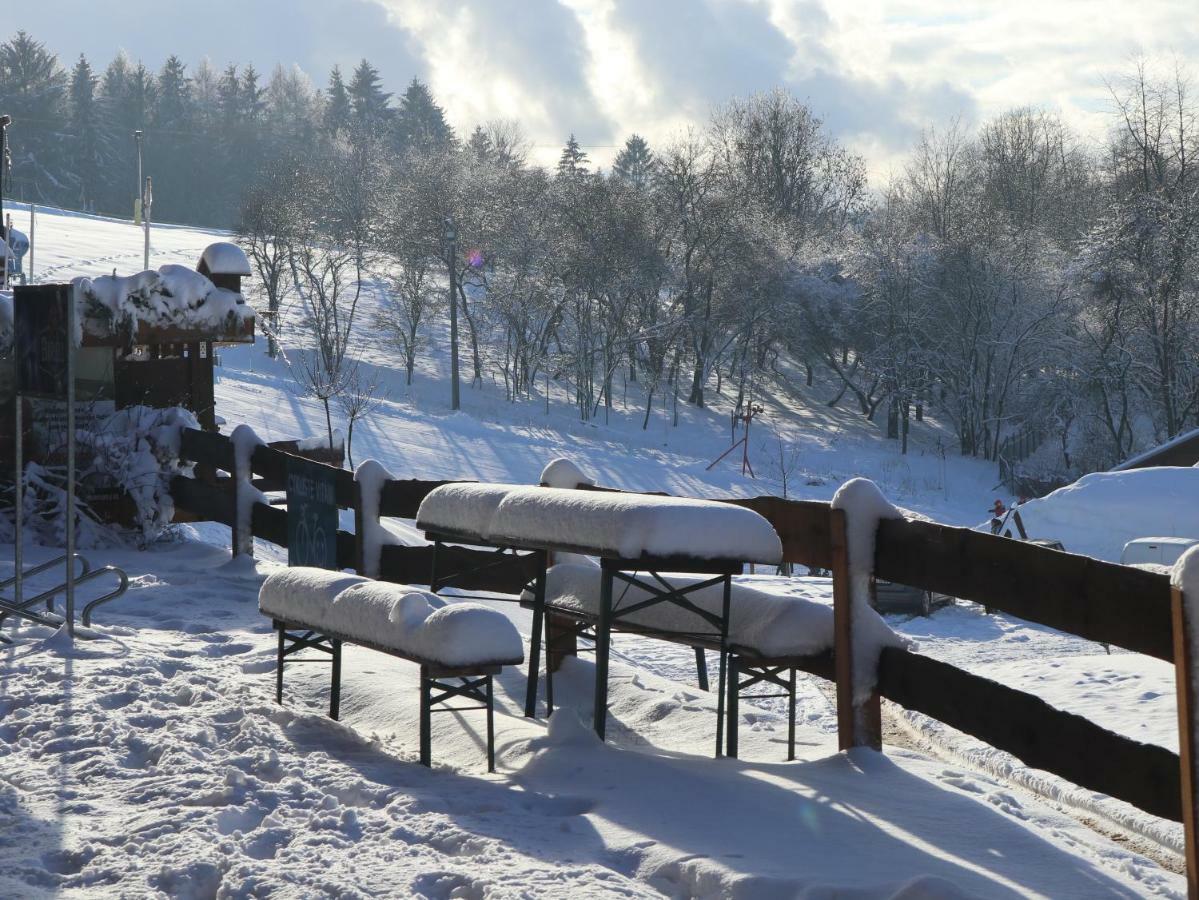 Sport-Hotel Sibenicni Vrch Mnichovice Extérieur photo