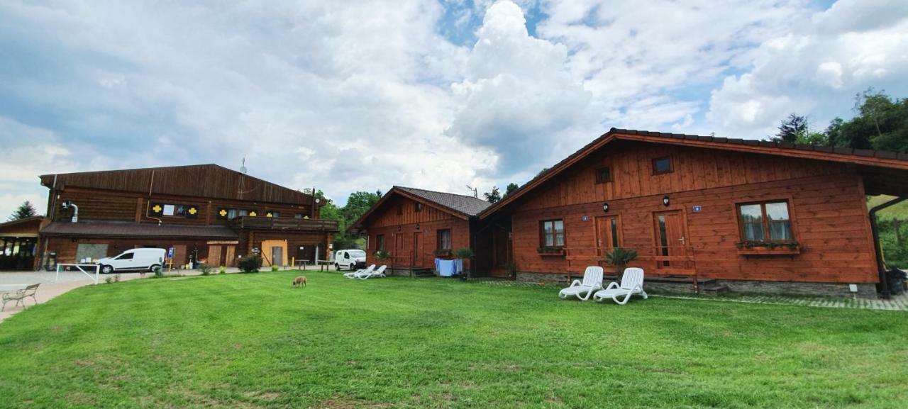 Sport-Hotel Sibenicni Vrch Mnichovice Extérieur photo